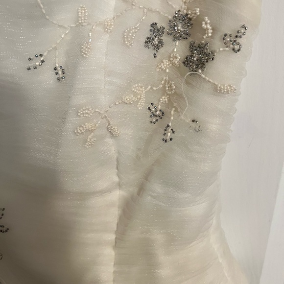 Wedding gown or  Prom/ ball gown cream tulle with beaded flower  embellishments - Picture 3 of 7